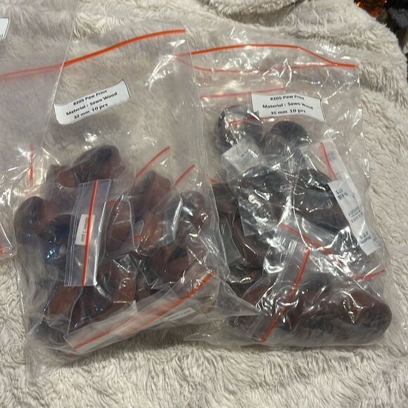 Sawo wood paw print gauges plugs multiple sizes available - Picture 4 of 5